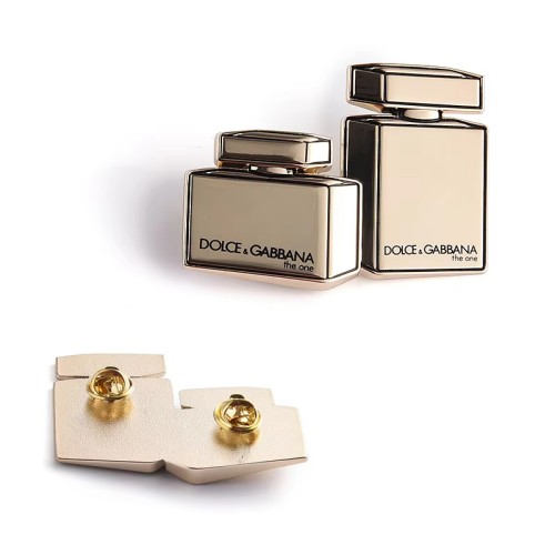 Custom Badges Manufacturer for Luxury Cosmetic Brands